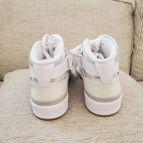 ✨ ADIDAS ✨ Forum Mid Sneaker in White/ Linen Green - [Women's size 5] - Picture 12 of 16